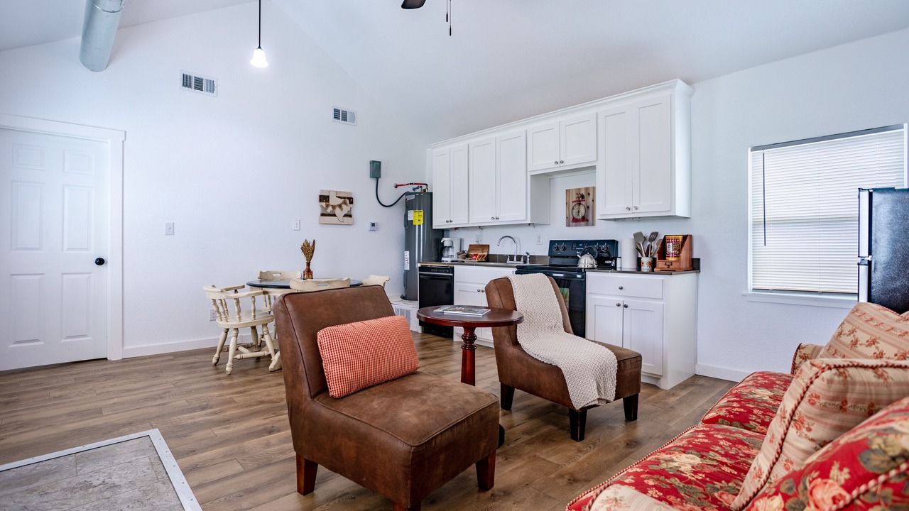 Photo of Livingroom in Valley Mills