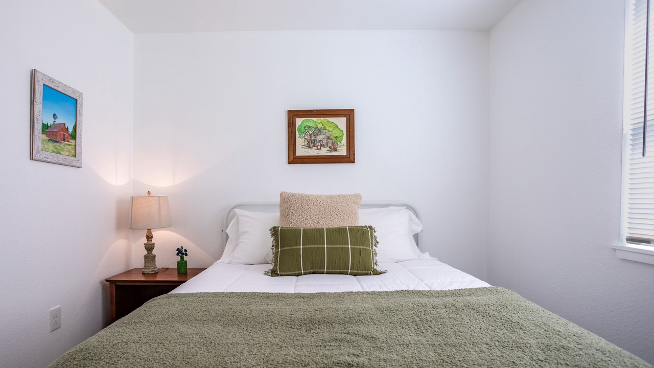 Photo of Bedroom in Valley Mills
