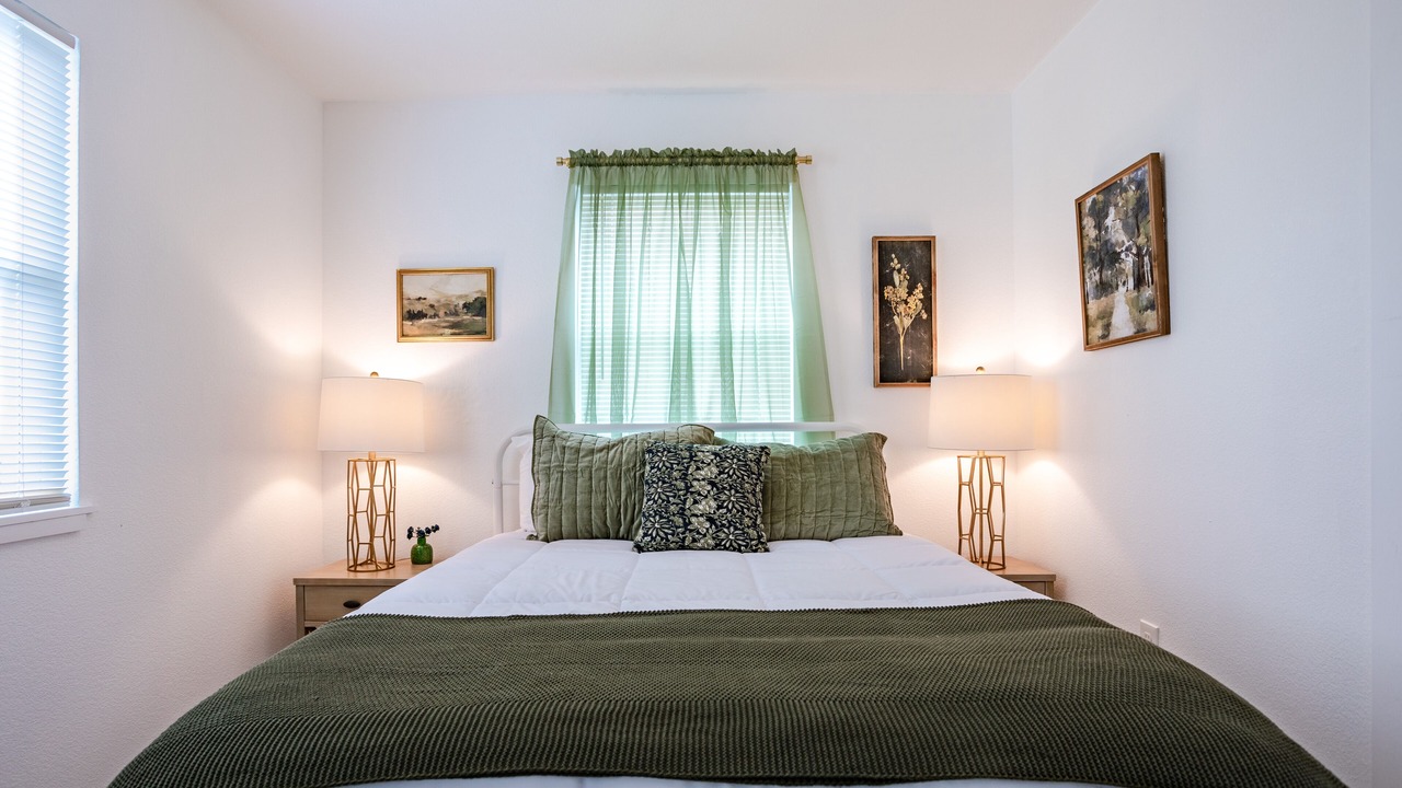 Photo of Bedroom in Valley Mills