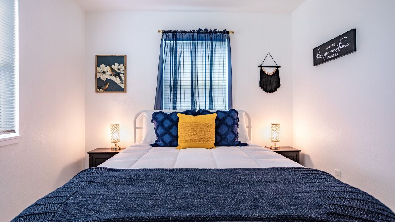 Photo of Bedroom in Valley Mills