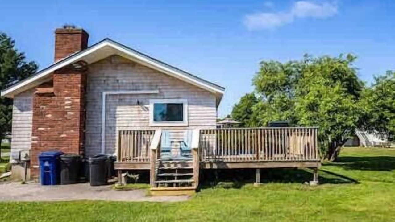 Photo of Outdoor in Eastward Look