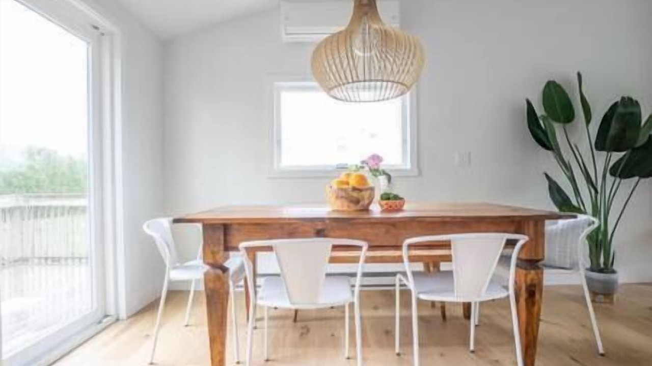 Photo of Others in Eastward Look