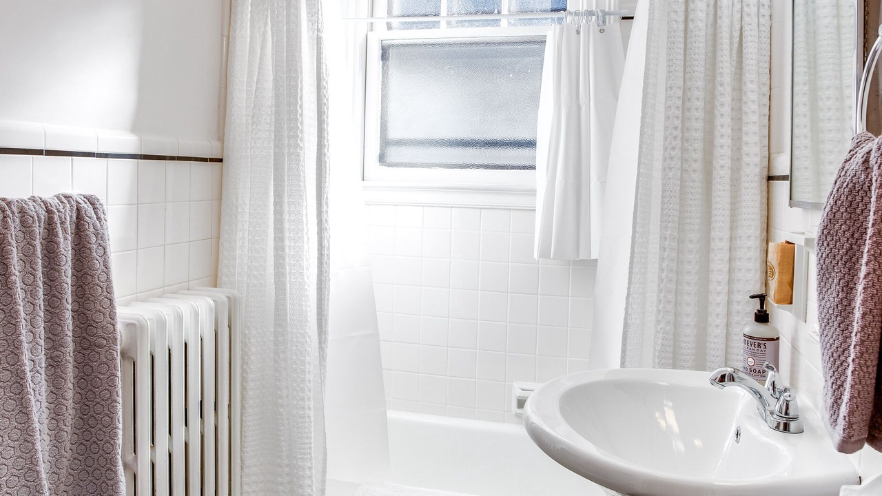 Photo of Bathroom in East Avenue