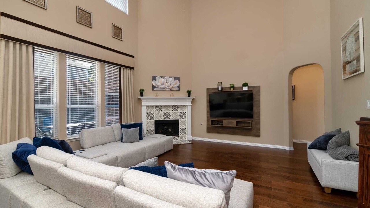 Photo of Livingroom in Little Elm
