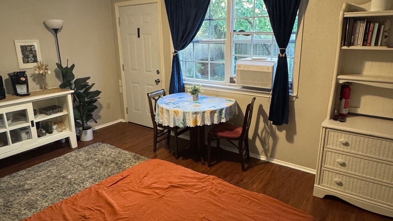 Photo of Bedroom in Quail Hollow