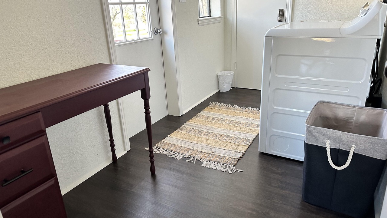 Photo of Bedroom in Franklin Estates