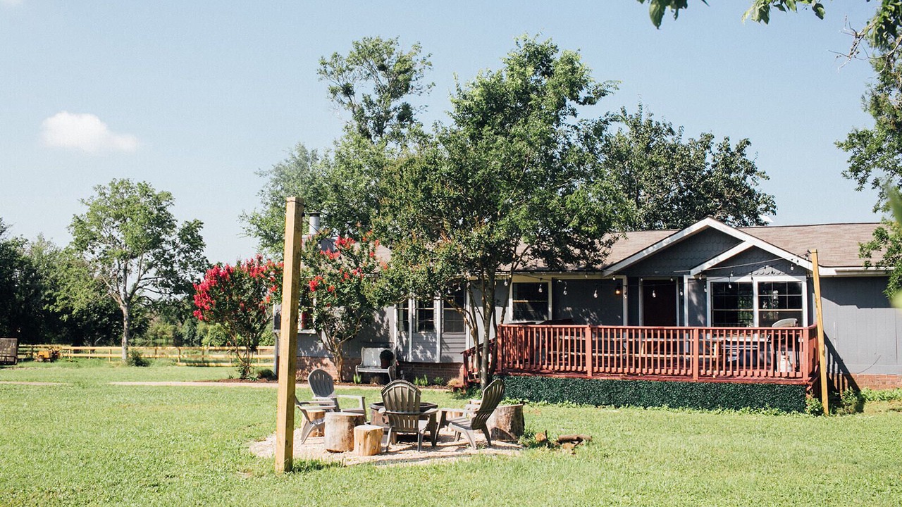 Photo of Outdoor in Franklin Estates