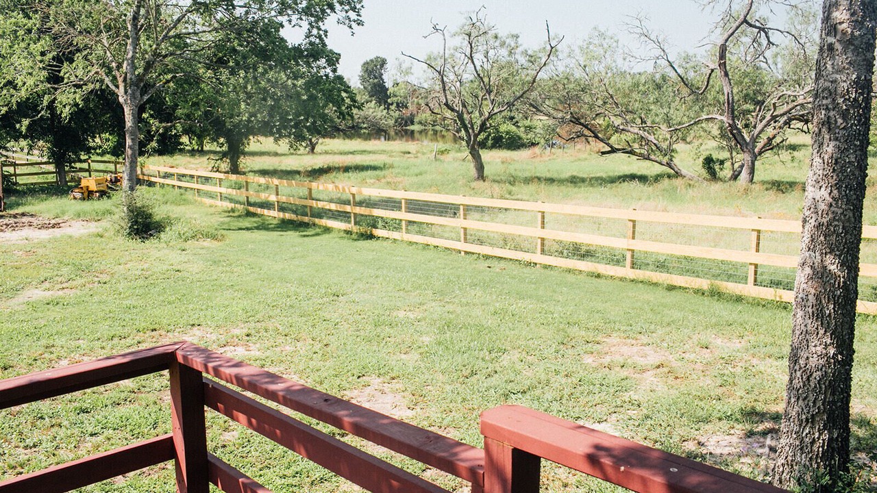 Photo of Outdoor in Franklin Estates