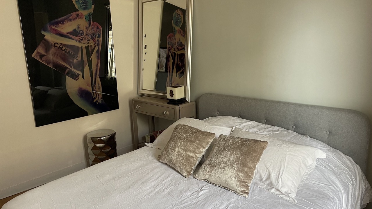 Photo of Bedroom in Clichy