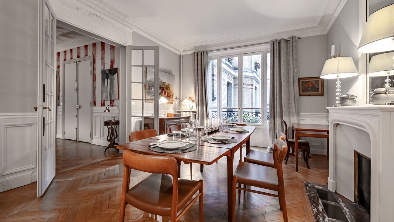 Photo of Others in Neuilly-sur-Seine