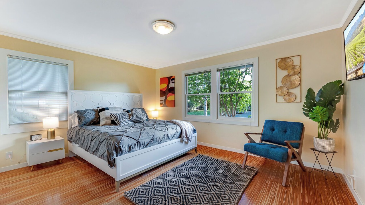 Photo of Bedroom in Memorial Hospital Neighborhood