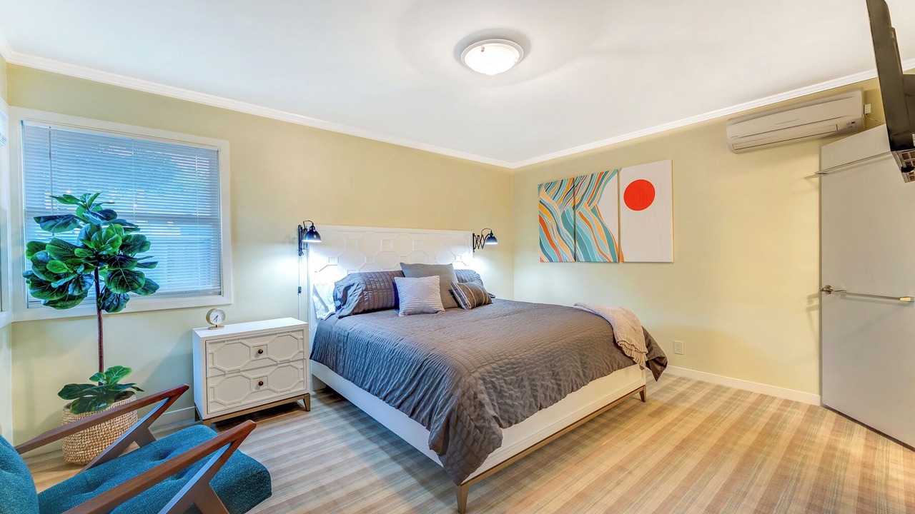 Photo of Bedroom in Memorial Hospital Neighborhood