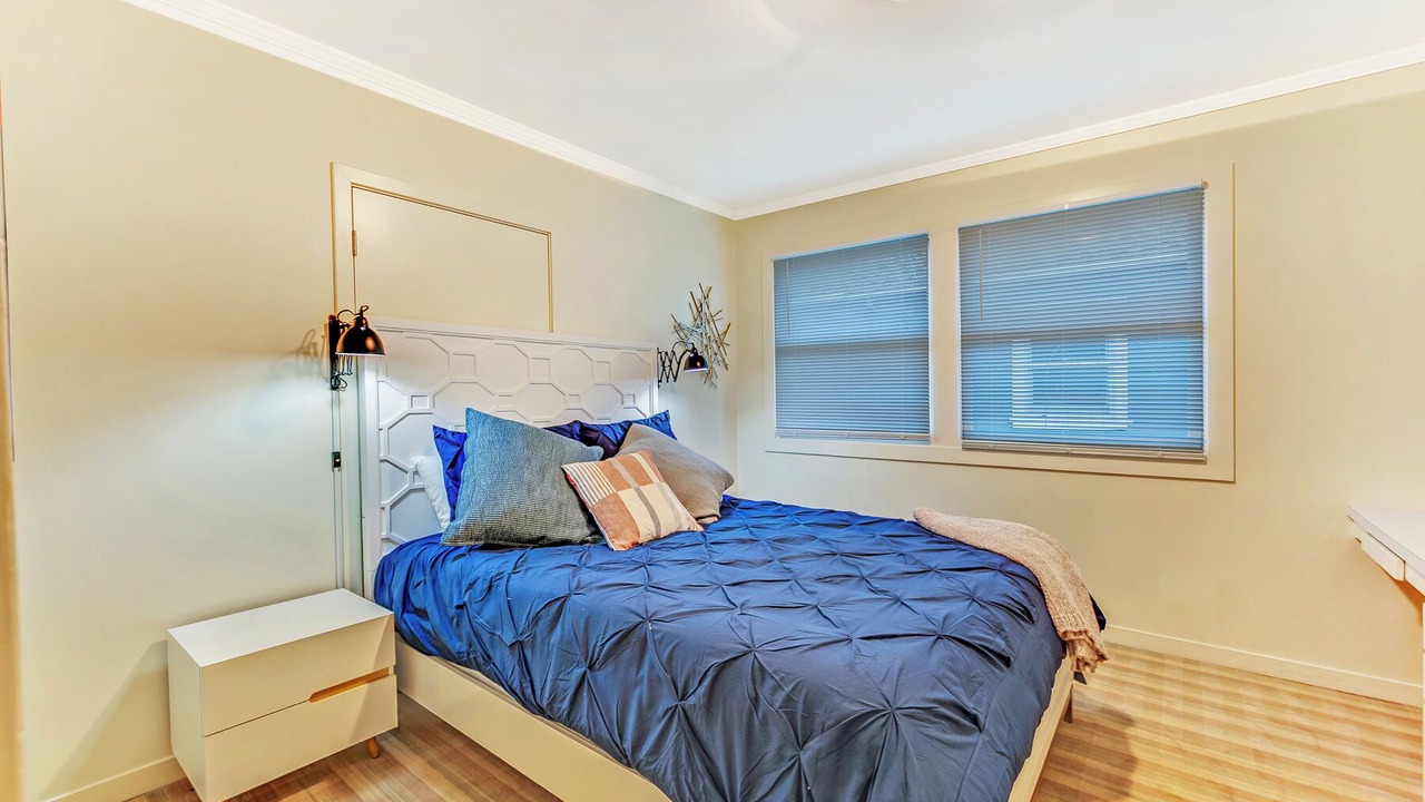 Photo of Bedroom in Memorial Hospital Neighborhood