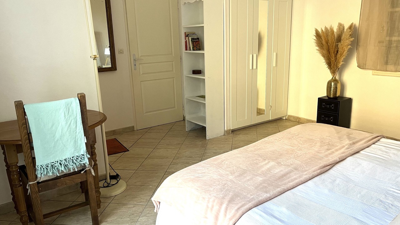 Photo of Bedroom in Lezignan-la-Cebe