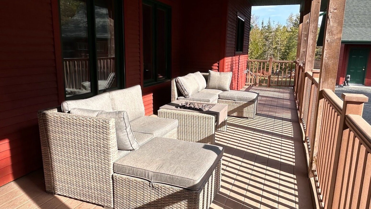 Photo of Patio Balcony in Huron Shores