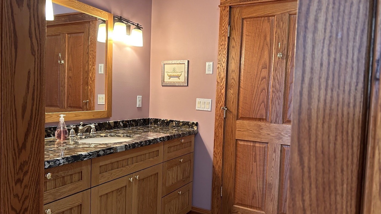 Photo of Bathroom in Huron Shores