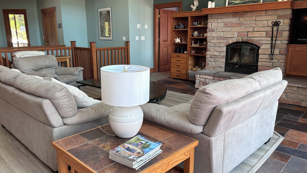 Photo of Livingroom in Huron Shores