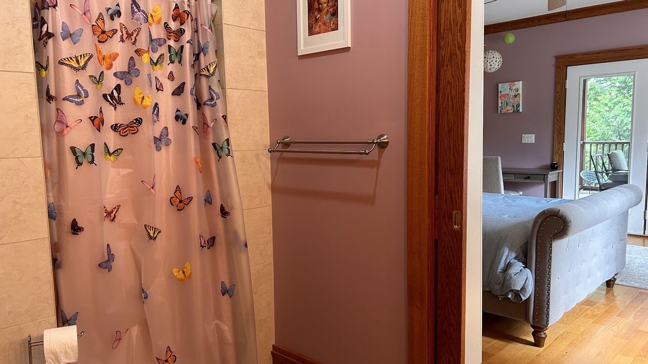 Photo of Bedroom in Huron Shores