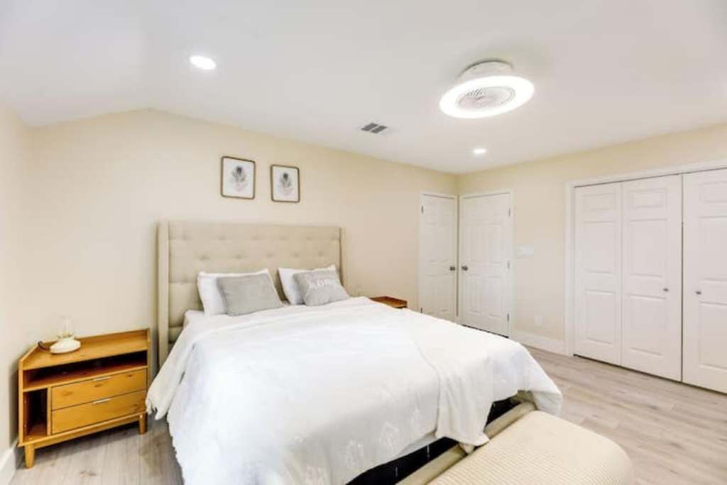 Photo of Bedroom in Coupland