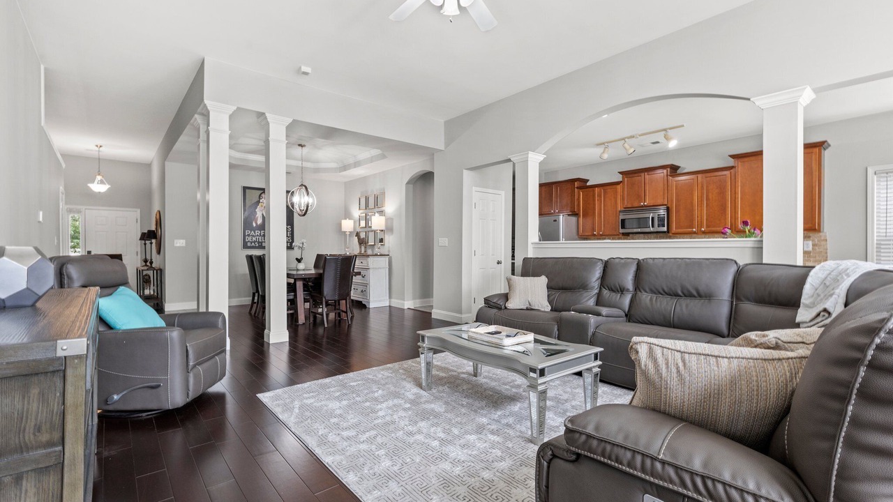 Photo of Livingroom in Lexington