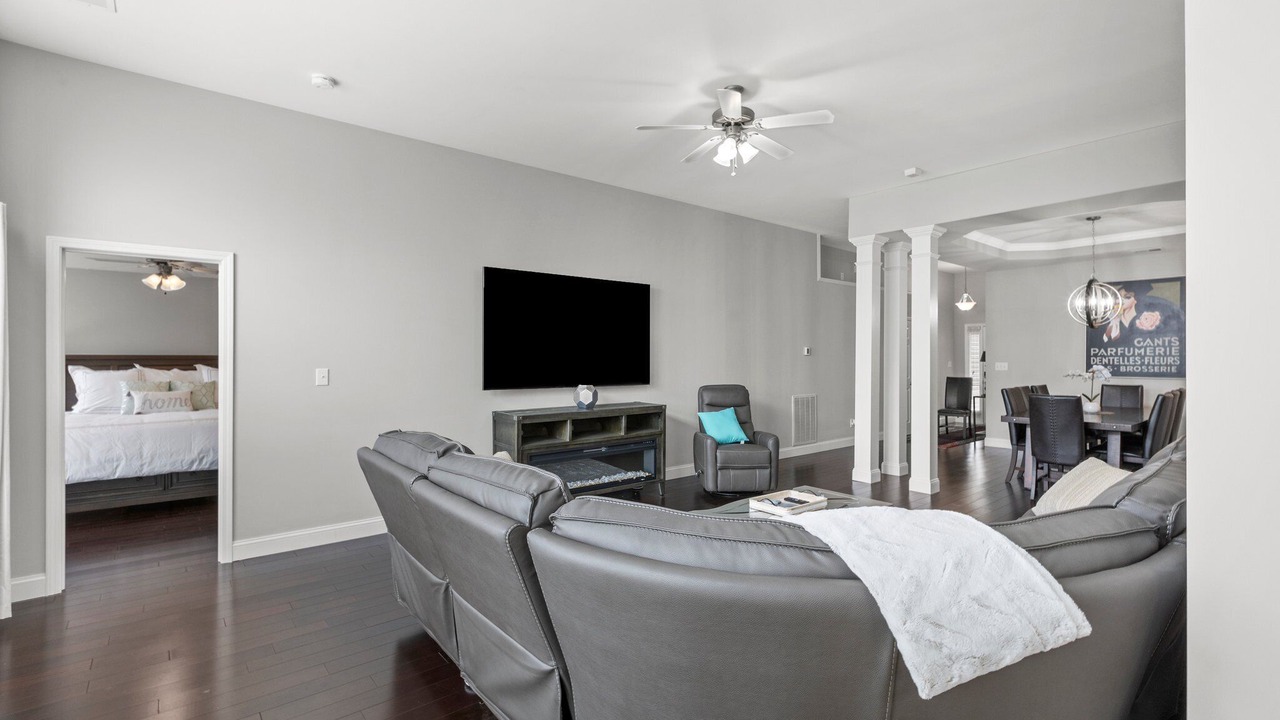 Photo of Livingroom in Lexington