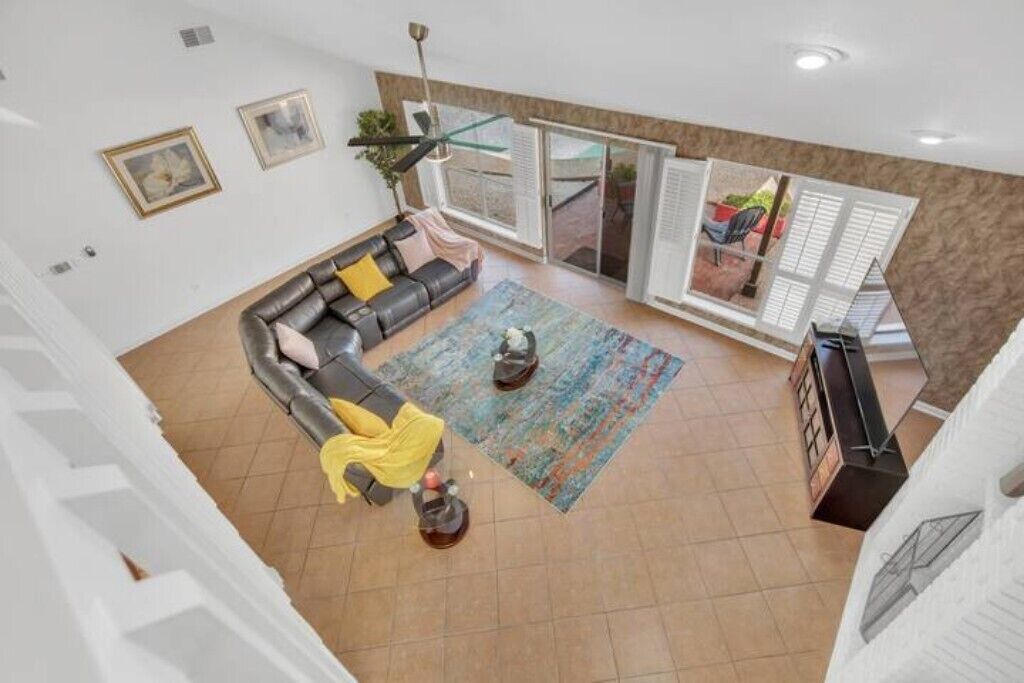 Photo of Livingroom in Mission Bend
