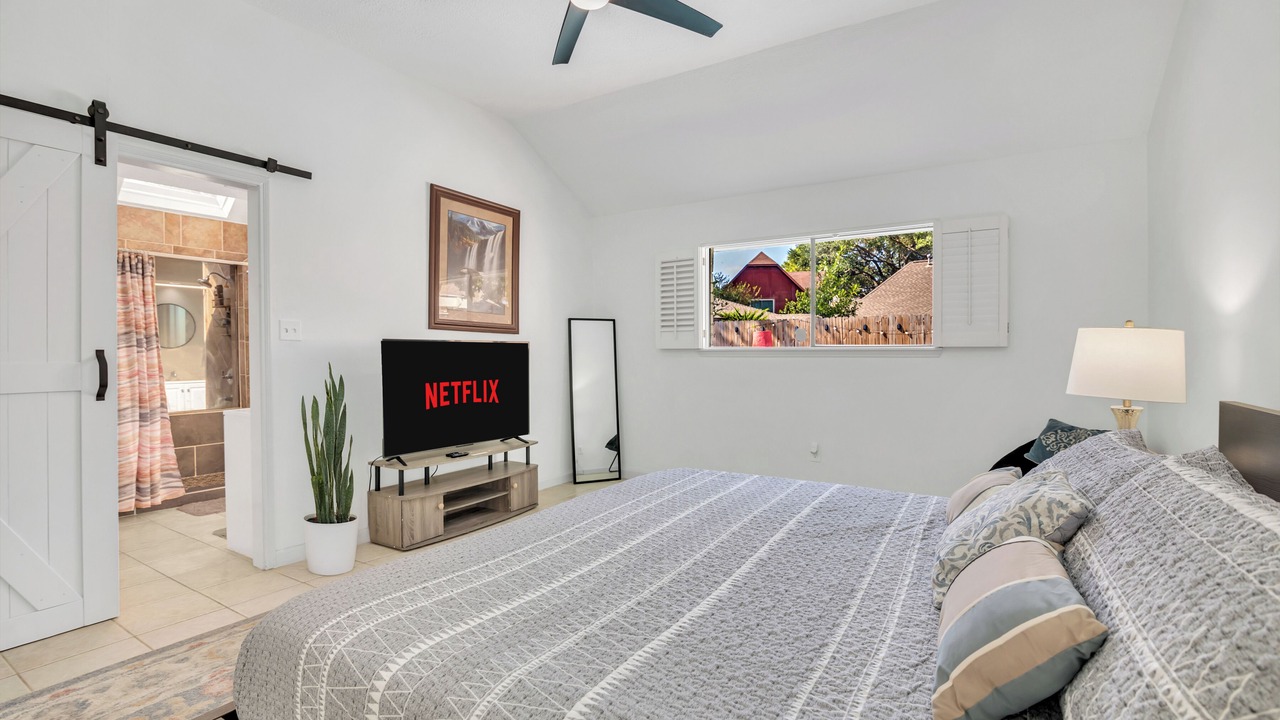 Photo of Bedroom in Mission Bend