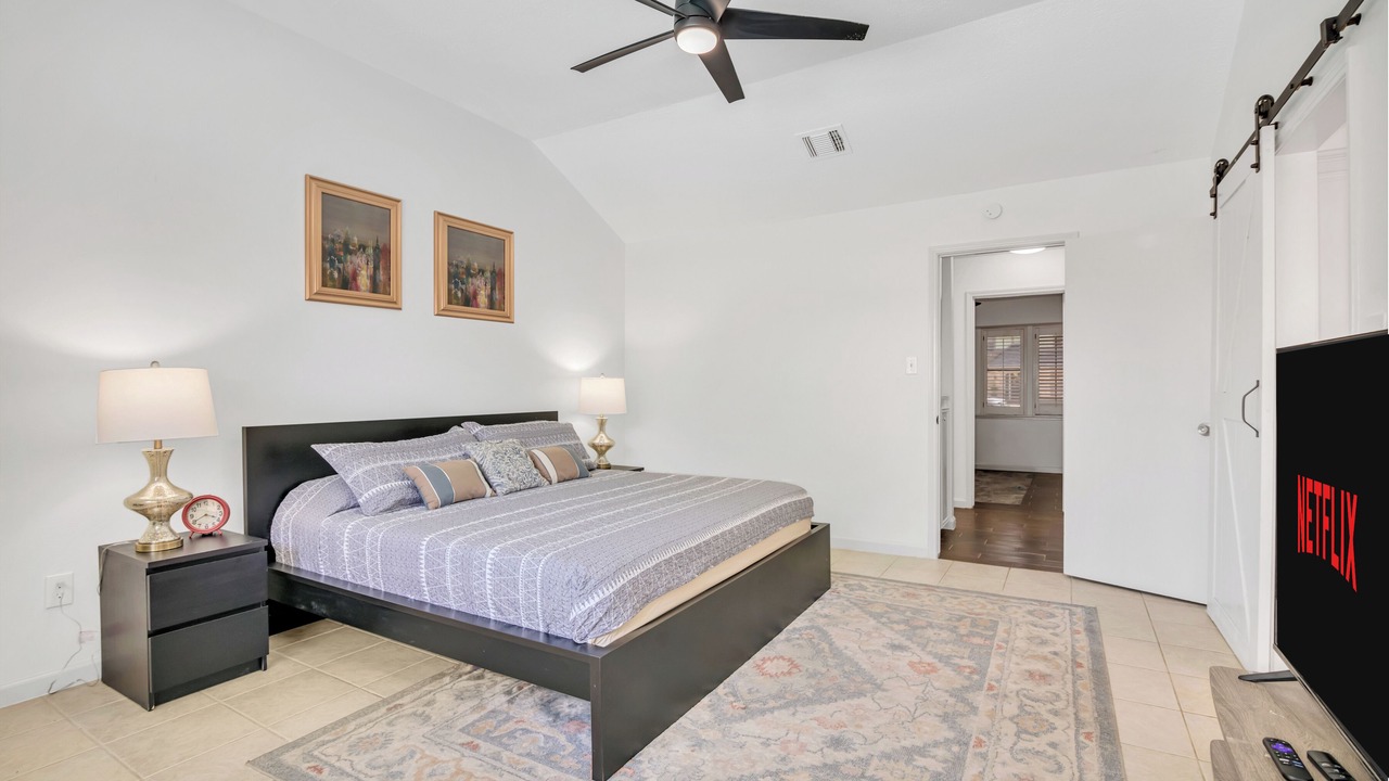 Photo of Bedroom in Mission Bend