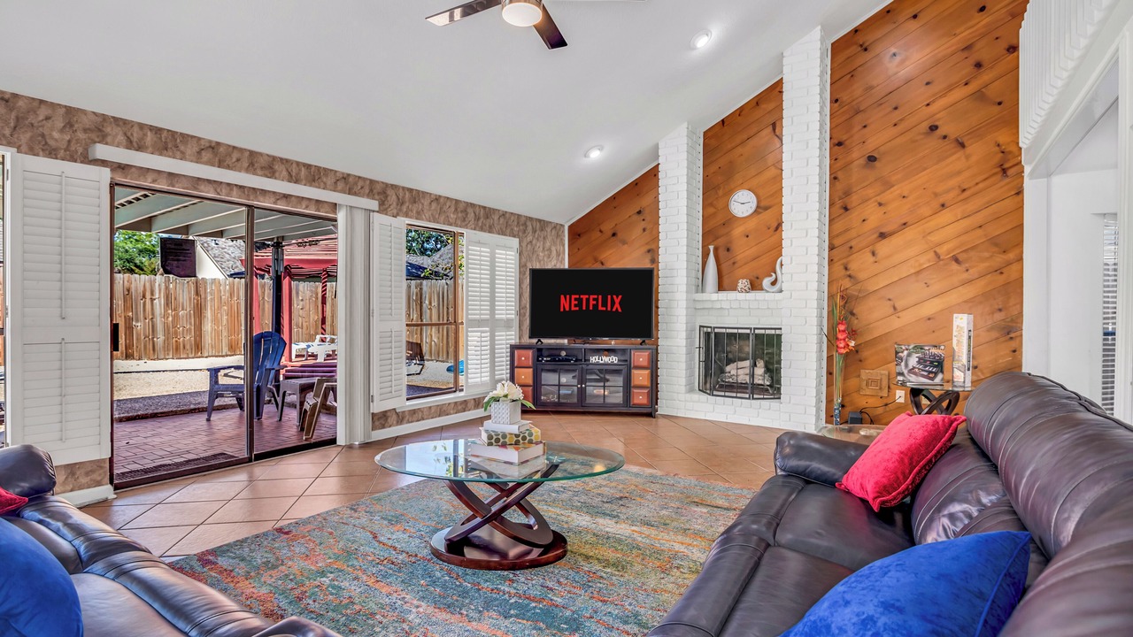 Photo of Livingroom in Mission Bend