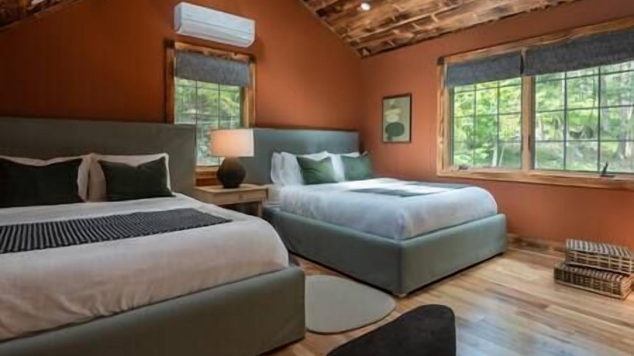 Photo of Bedroom in Pond Eddy