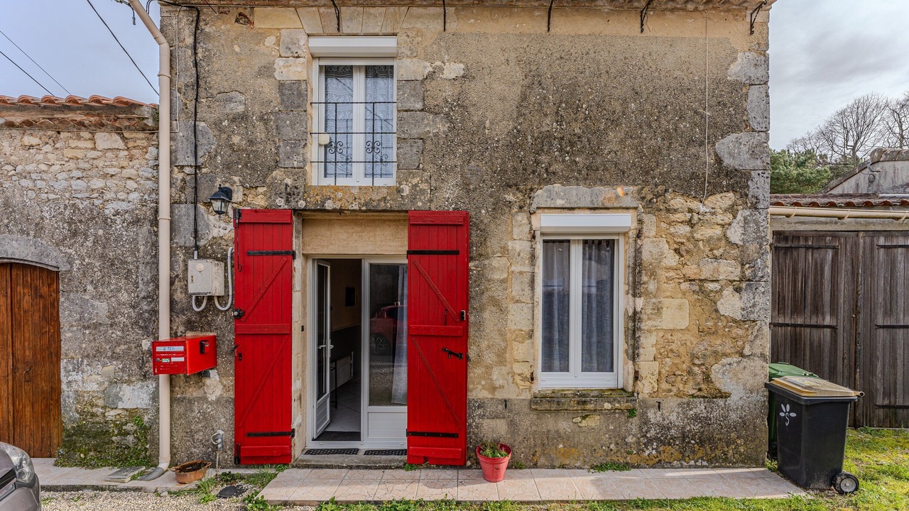 Photo of Outdoor in Saint-Seurin-de-Cadourne
