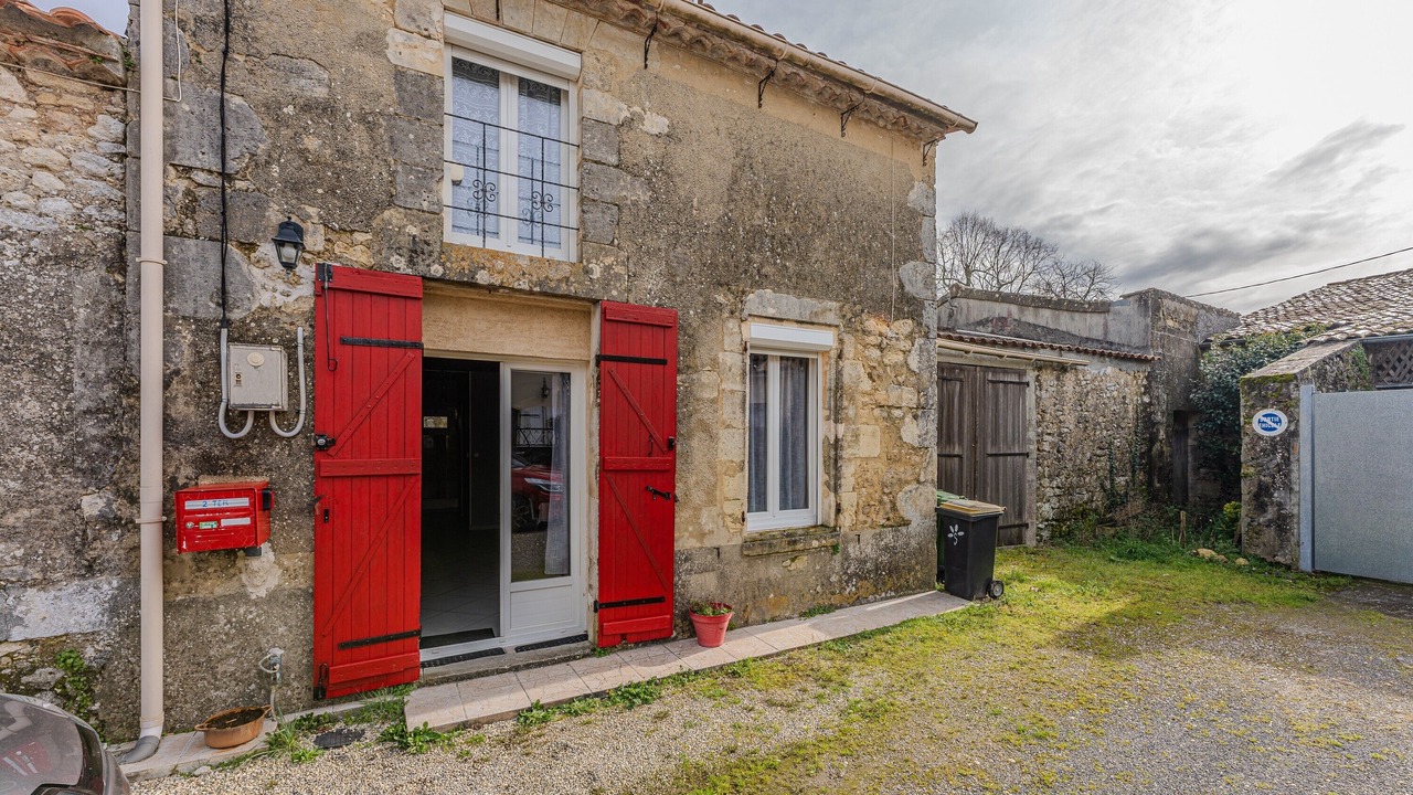 Photo of Outdoor in Saint-Seurin-de-Cadourne