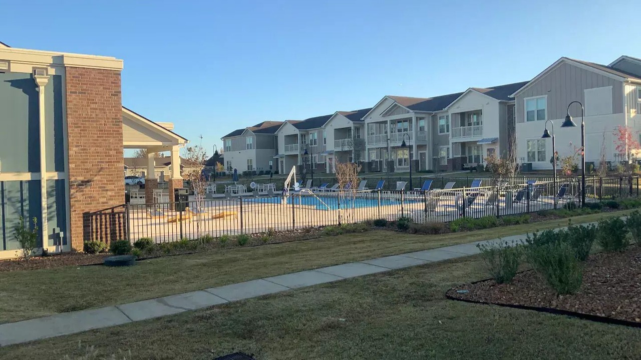 Photo of Outdoor in Lakes of Forest Hill