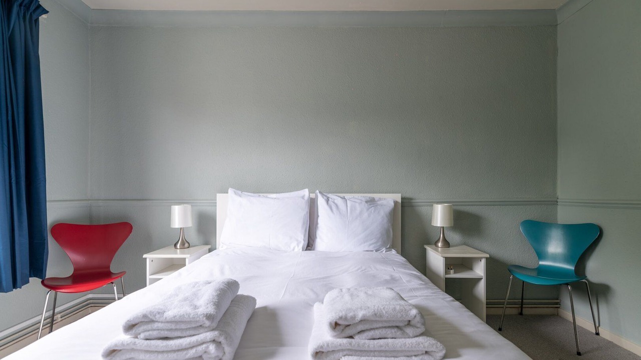 Photo of Bedroom in Thamesfield