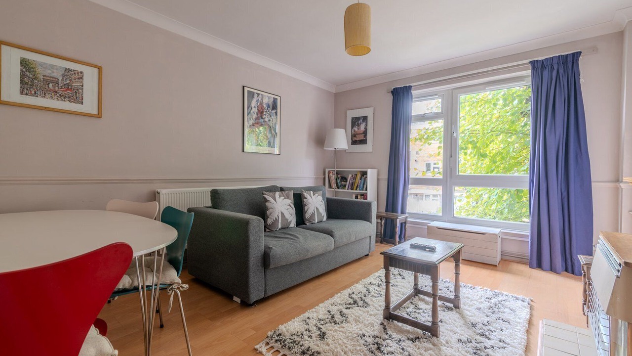 Photo of Livingroom in Thamesfield