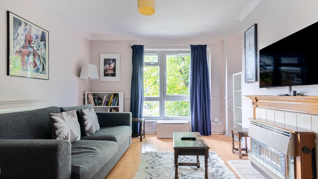 Photo of Livingroom in Thamesfield