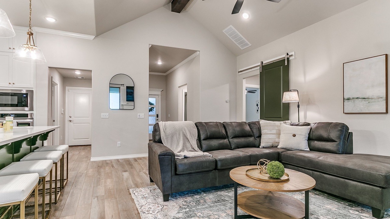Photo of Livingroom in Moore