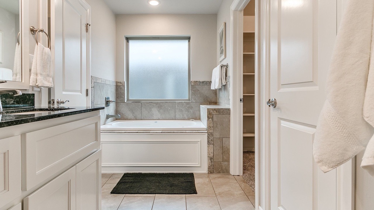 Photo of Bathroom in Moore
