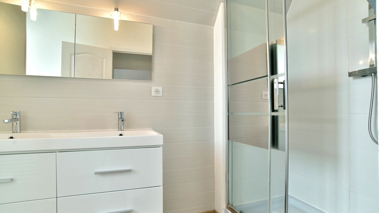 Photo of Bathroom in Cancale