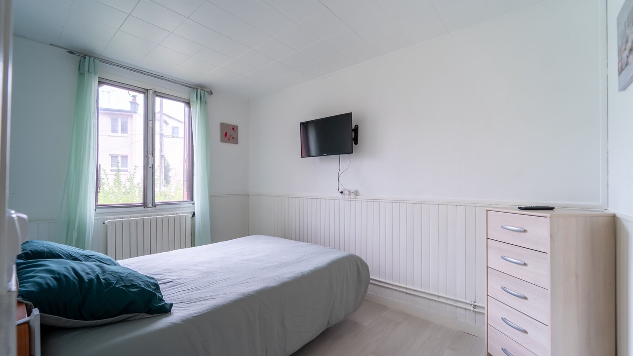Photo of Bedroom in Bobigny