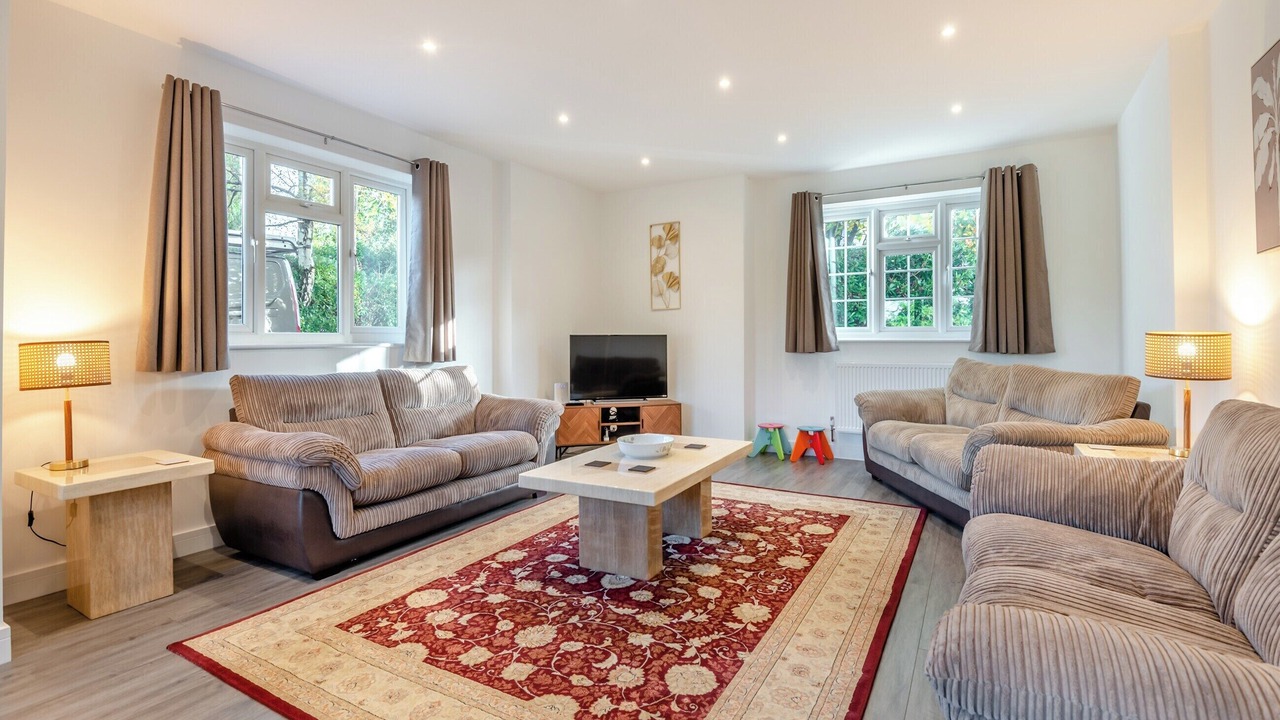 Photo of Others in Ferndown