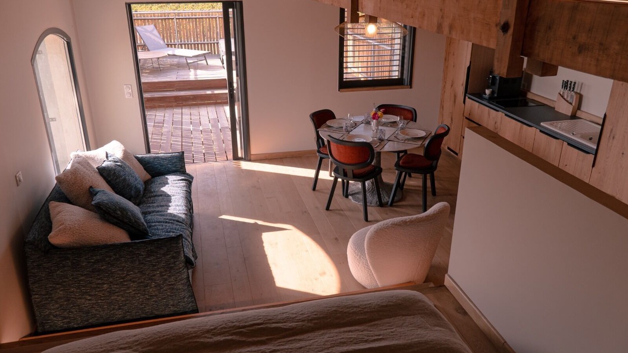 Photo of Livingroom in Saint-Sulpice-de-Faleyrens