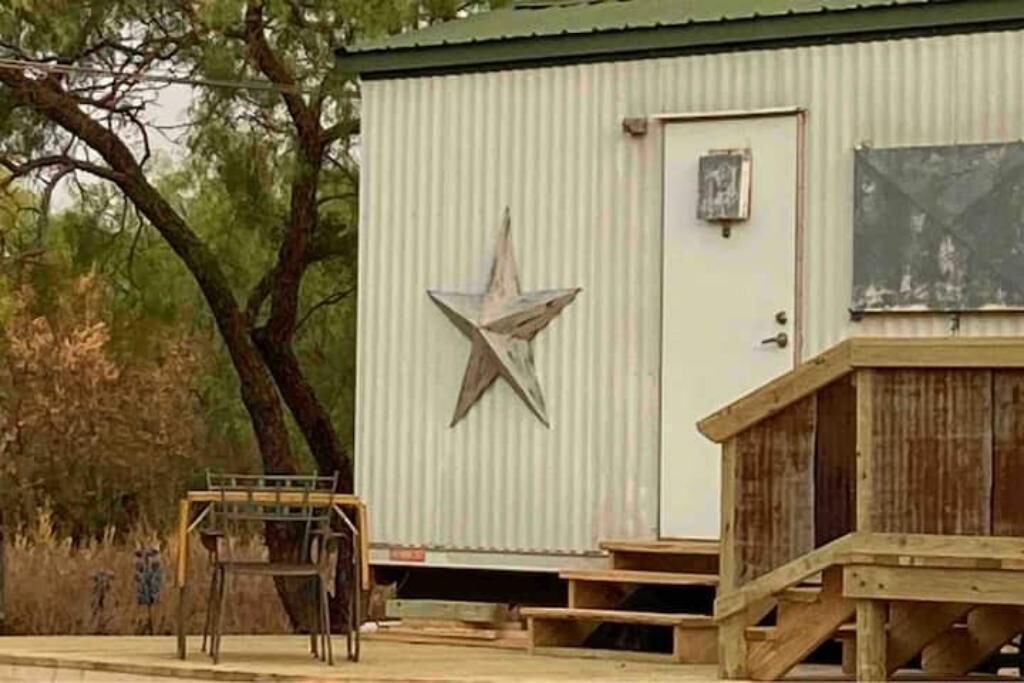 Photo of Outdoor in Brady