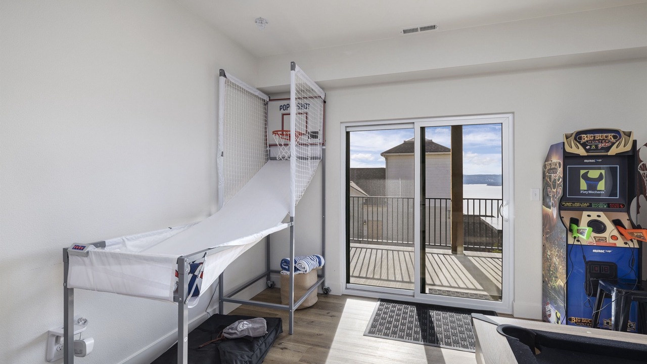 Photo of Bedroom in Hollister