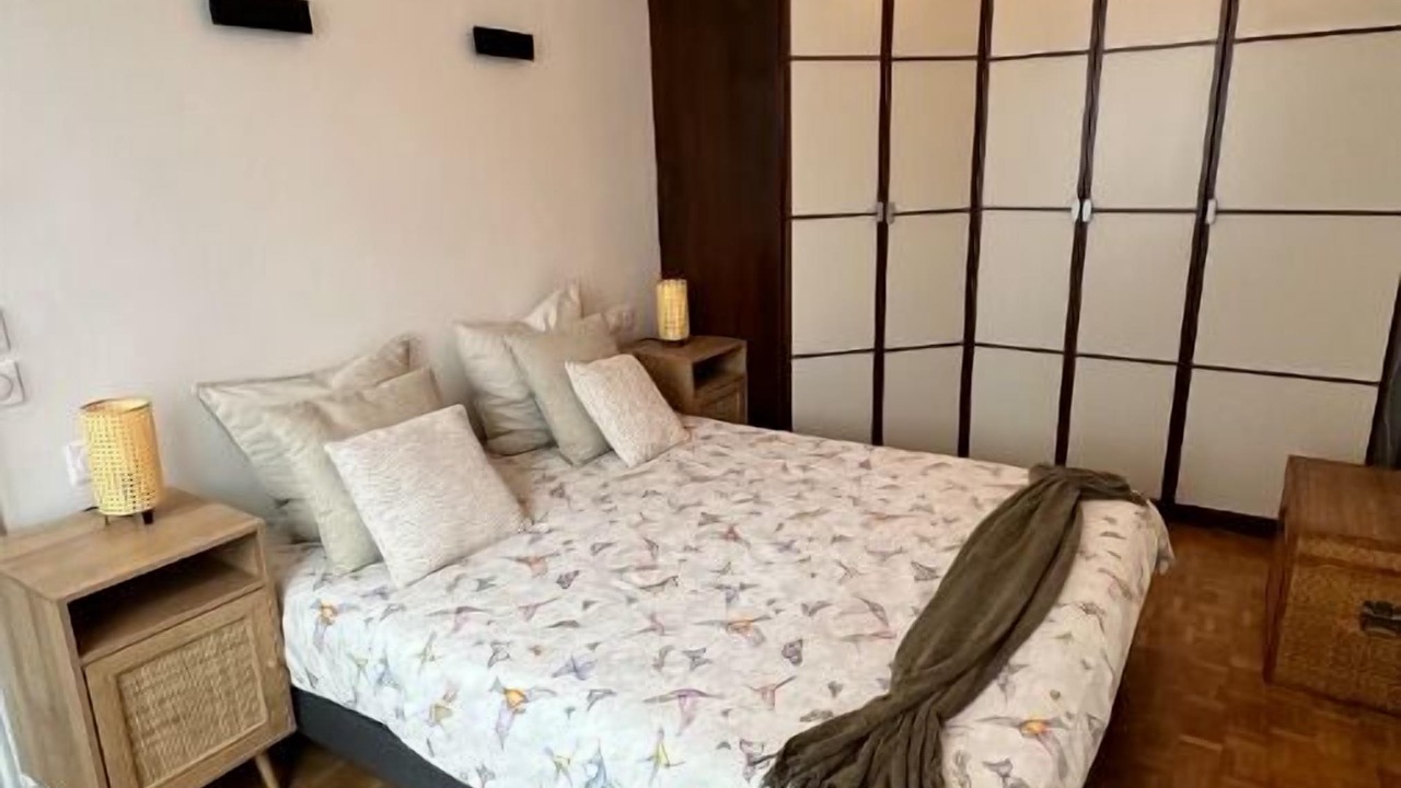 Photo of Bedroom in Parchamp–Albert Kahn
