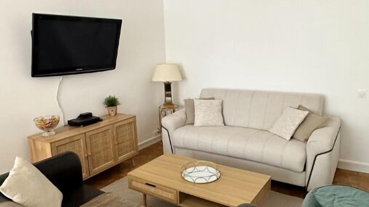 Photo of Livingroom in Parchamp–Albert Kahn