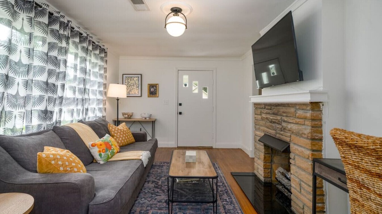 Photo of Livingroom in Crestline Heights