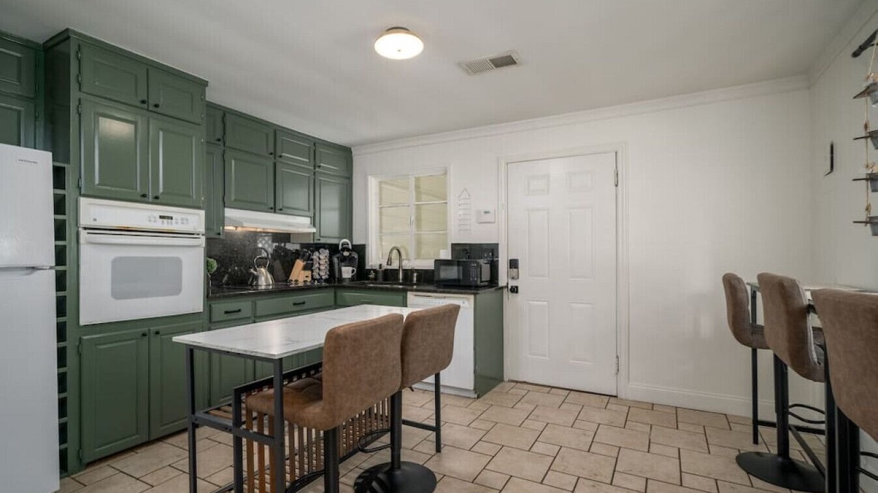 Photo of Kitchen in Crestline Heights