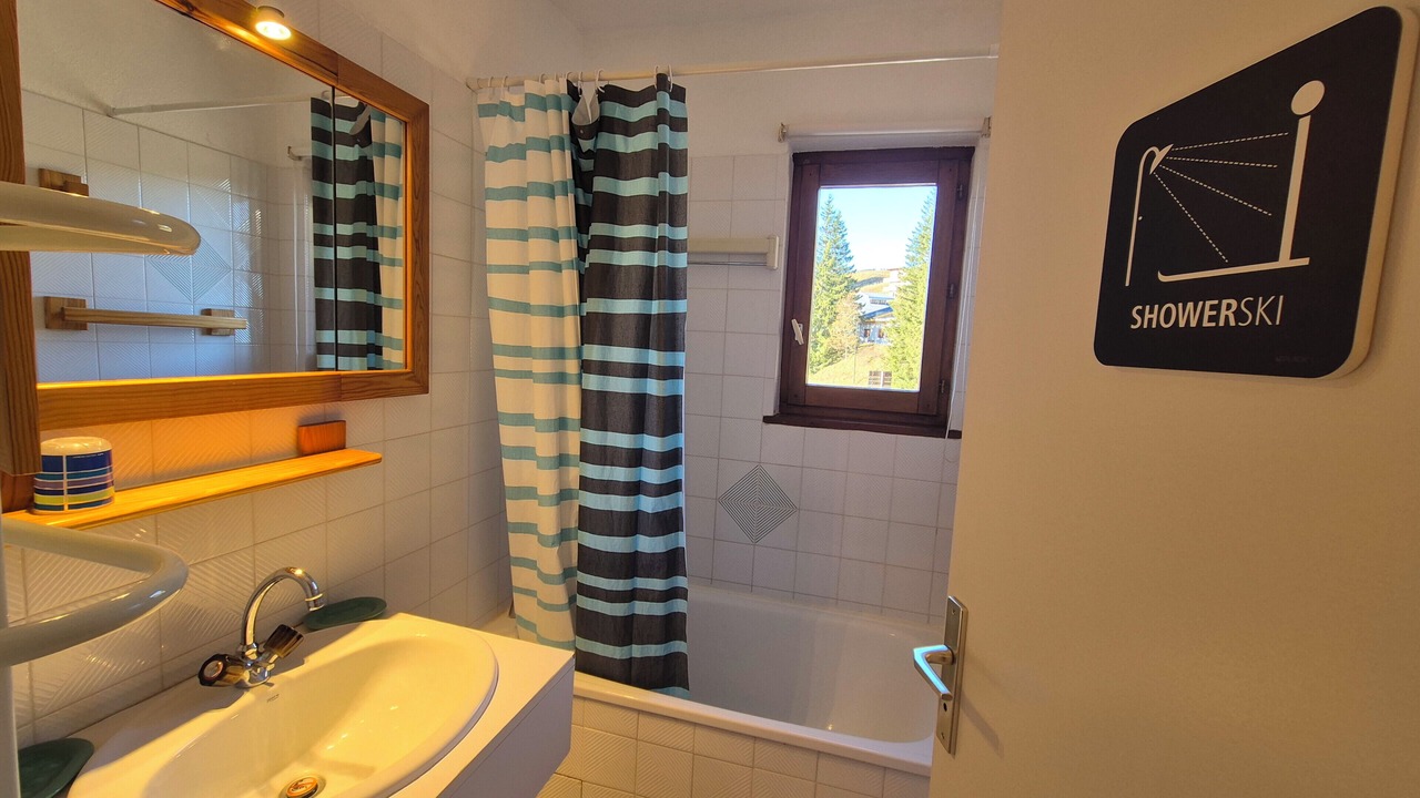 Photo of Bathroom in Les Deserts