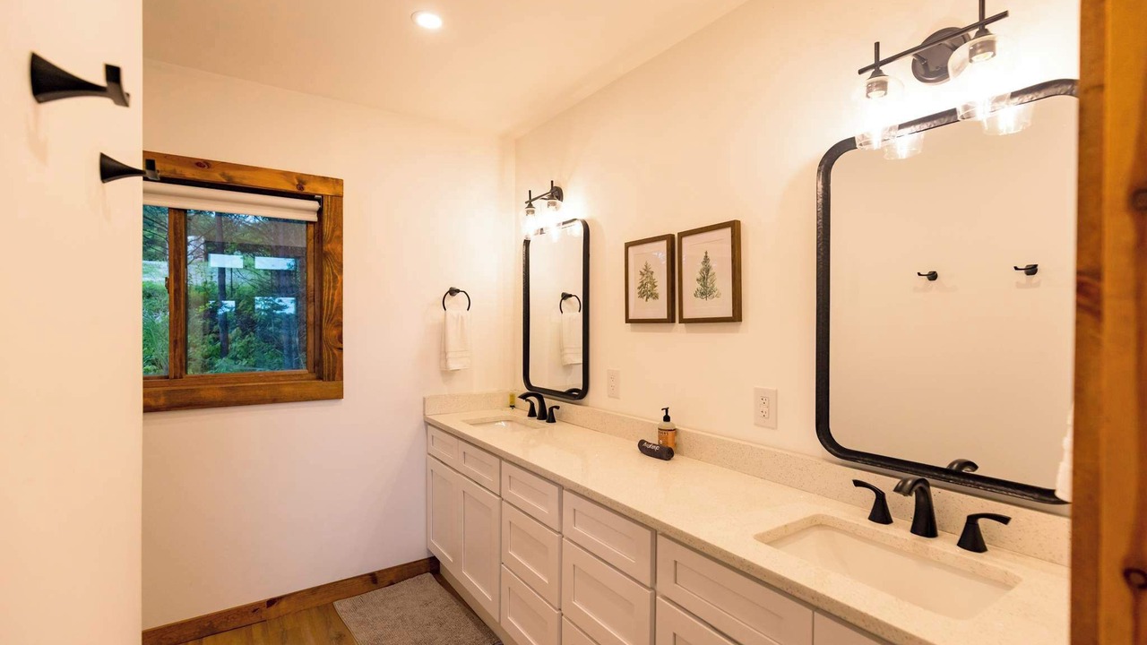 Photo of Bathroom in Rogers